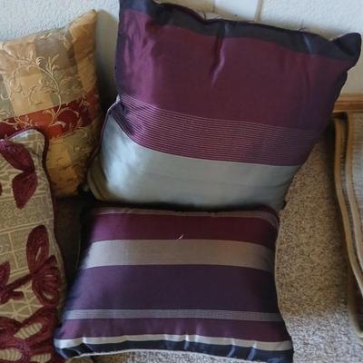 Decorative Throw Pillow Lot – Burgundy, Taupe & Plum Tones (Set of 6)