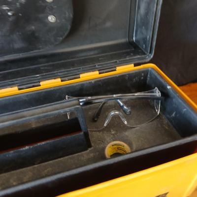 Like new Werner 4' Aluminum Step Ladder & Tool Set