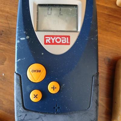 Like new Werner 4' Aluminum Step Ladder & Tool Set