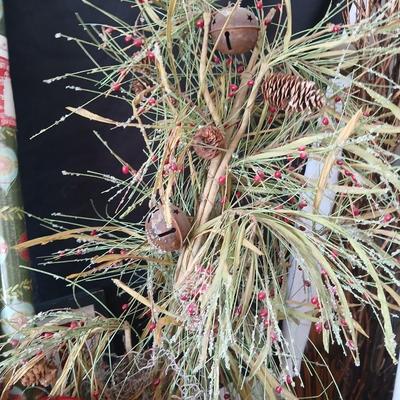 Christmas Cheer Décor & Gift Wrap Collection