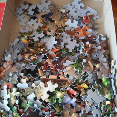 Christmas Cheer Décor & Gift Wrap Collection