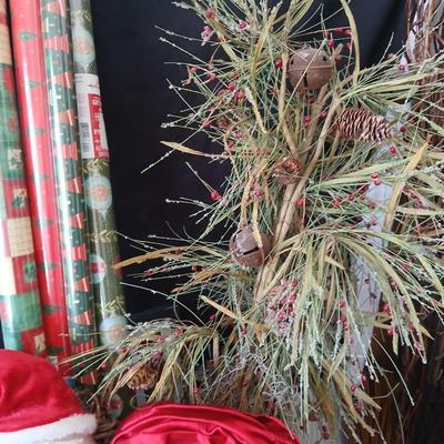 Christmas Cheer Décor & Gift Wrap Collection