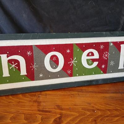 Christmas Cheer Décor & Gift Wrap Collection