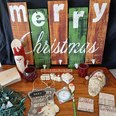 Merry Christmas Wall Art - with hooks & Décor Bundle