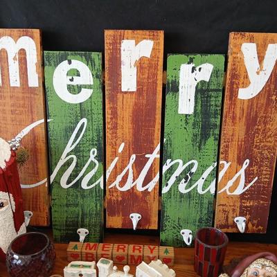 Merry Christmas Wall Art - with hooks & Décor Bundle
