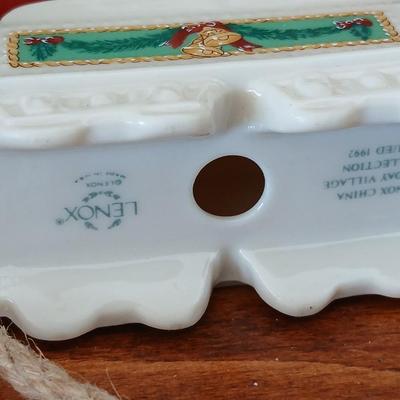 Merry Christmas Wall Art - with hooks & Décor Bundle