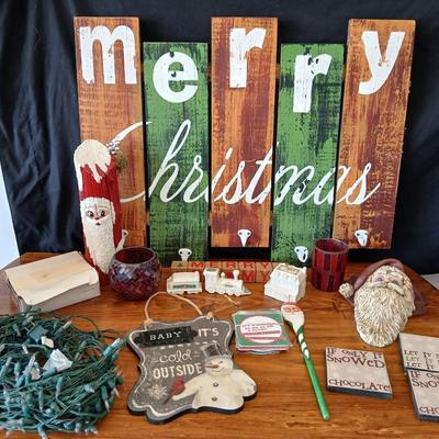 Merry Christmas Wall Art - with hooks & Décor Bundle