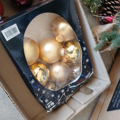 Holiday Faux Florals, Pine Boughs & Ornament Lot