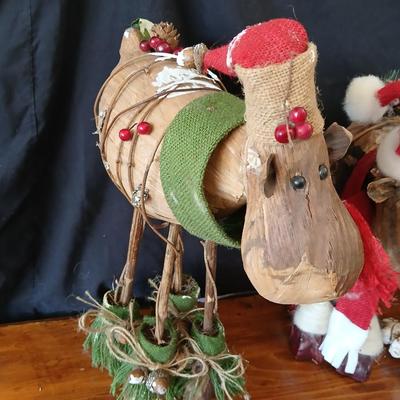 Rustic Holiday Moose Trio with Garland and Accents