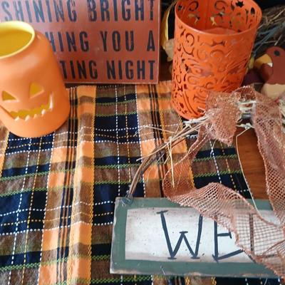 Fall & Halloween Décor Assortment