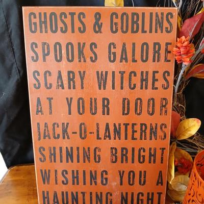 Fall & Halloween Décor Assortment