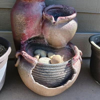 Outdoor Garden Planters & Tiered Water Feature Fountain