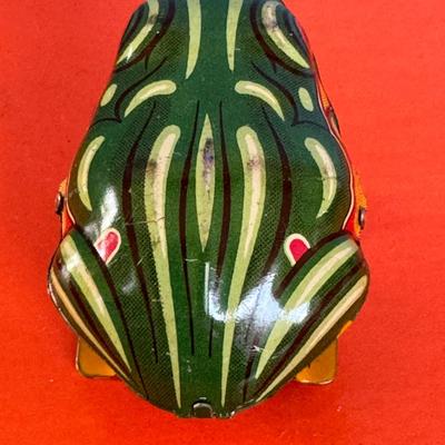 D.R.G.M. 1940's German - US Zone tin litho wind-up toy frog