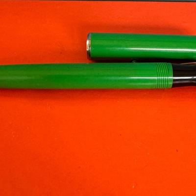 PARKER 1970's "Big Red" in the green coloration