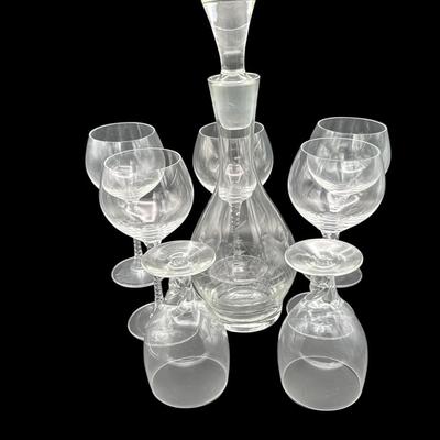 14” liquor decanter and assortment of glasses