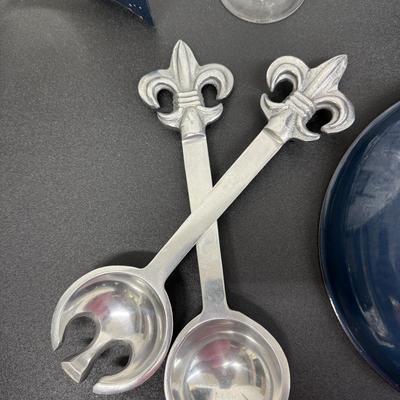 Fleur de lis bowl with matching utensils