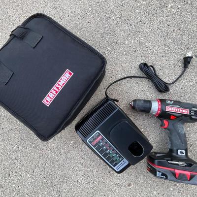 Craftsman Drill with charger/bag