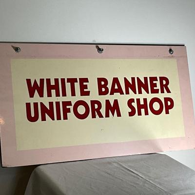 White Banner Sign, pink trim
