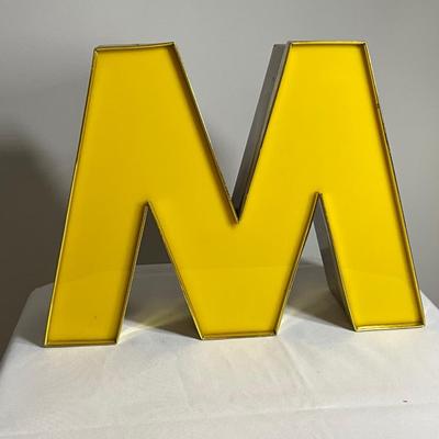 M sign, home decor 13x16”