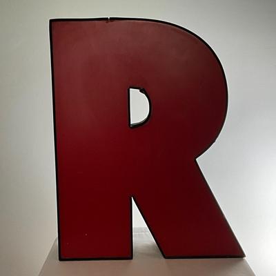 R Red Sign