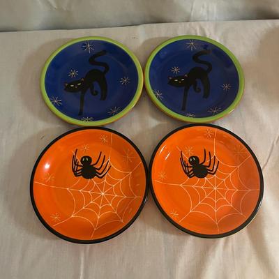 Halloween Dishes (K-MG)
