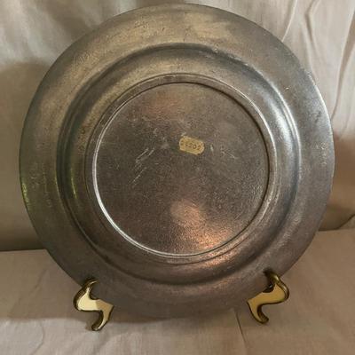 U.S.A.F. Medals, Service Medallion & More (LR-MG)