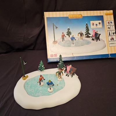 Ceramic Christmas Houses, Lights & More (GB2-JS)