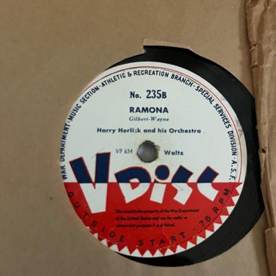 Victory Disc 78s Vinyl Albums (D-MG)