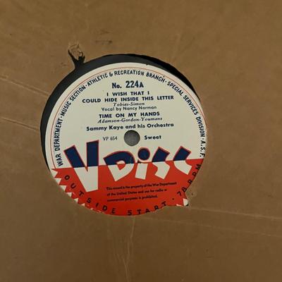 Victory Disc 78s Vinyl Albums (D-MG)