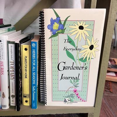Garden Lovers - Bookcase, Books & Decor (C-RG)