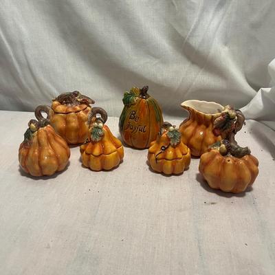 Ceramic Fall Decor & More (D-MG)