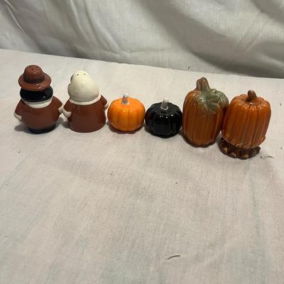 Ceramic Fall Decor & More (D-MG)