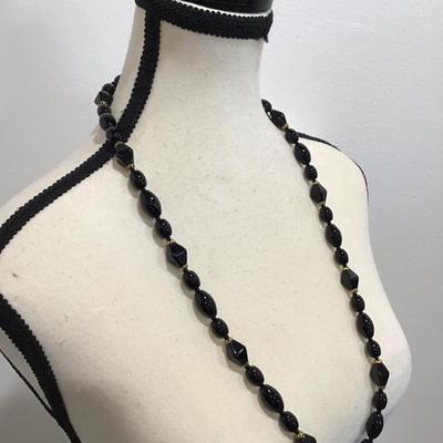Very nice black glass beaded necklace
