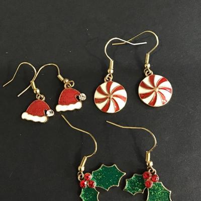 Cute Christmas theme dangle earrings set
