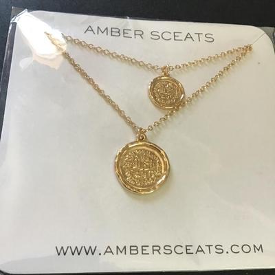 Cute Amber Sceats necklace very nice beautiful