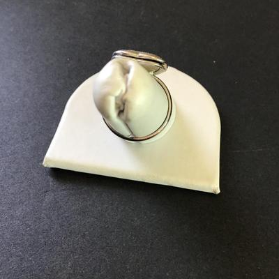 Treasured memories by Ganz initial R heart locket ring