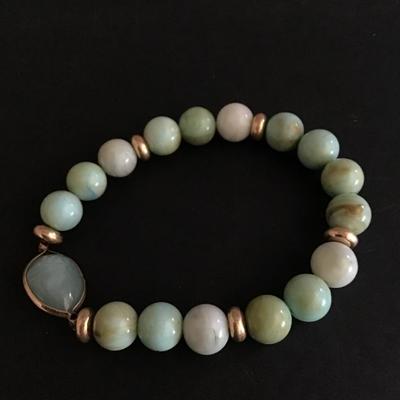 Pretty Mint color beaded stretch bracelet with stone