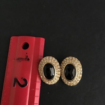Vintage faux black onyx Diamond clip on statement earrings