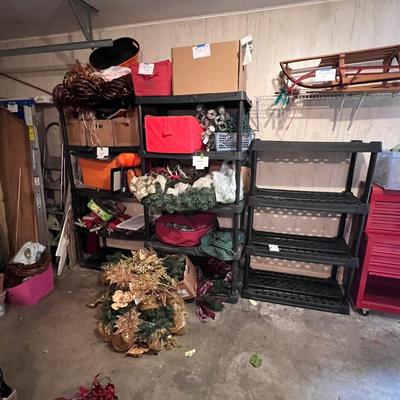 Eight Sets of Plastic Shelves (G-RG)