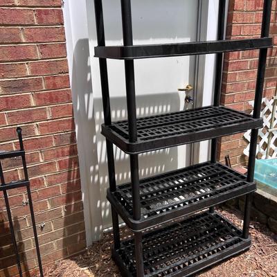 Eight Sets of Plastic Shelves (G-RG)