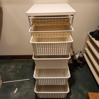 Schulte Metal Wire and Plastic Closet Shelving Organizer
