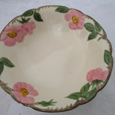 Sale Photo Thumbnail #7: Bowl has a chip, see pictures