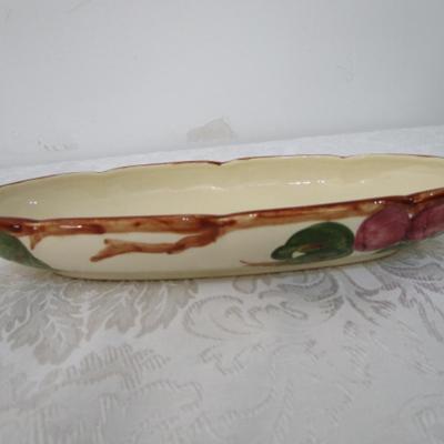 Sale Photo Thumbnail #23: 7 fruit/dessert bowls (5 have chips), 1 relish/serving dish (good condition)