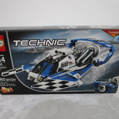 Sale Photo Thumbnail #351: Retired Model 42045, 180 pieces