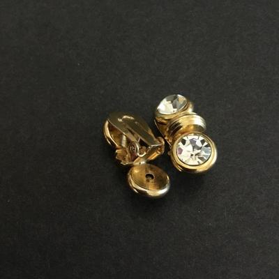 Beautiful gold tone, rhinestone clip on earrings