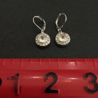 Beautiful, very nice Silver tone crystal dangle earrings