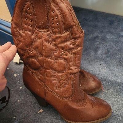 Sale Photo Thumbnail #175