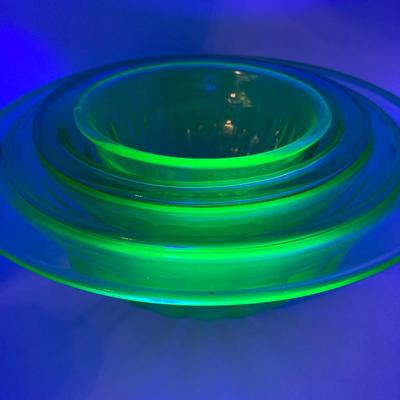 LOT 244: Four Uranium Glass Nesting Bowls