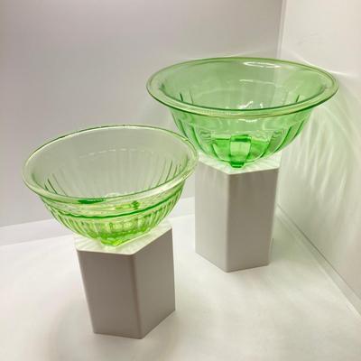 LOT 244: Four Uranium Glass Nesting Bowls