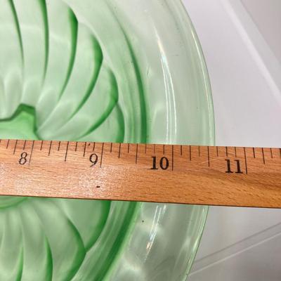 LOT 244: Four Uranium Glass Nesting Bowls